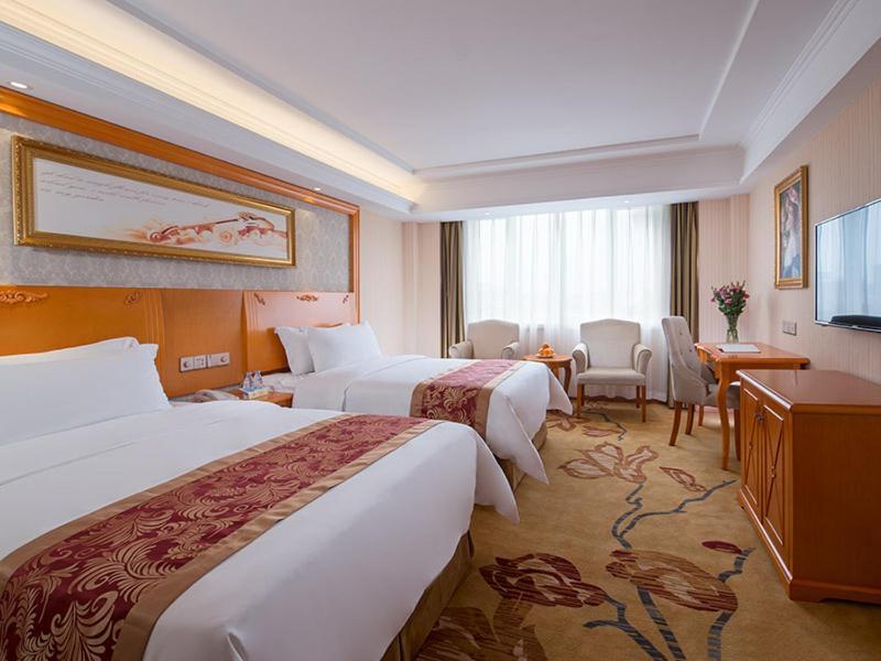 Vienna Hotel Zhongshan Central Coach Station Changzhou  Экстерьер фото