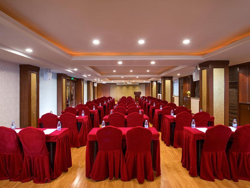 Vienna Hotel Zhongshan Central Coach Station Changzhou  Экстерьер фото